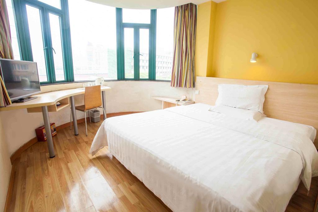 7Days Inn Xiamen Lotus Square Branch Jiangtouzhen Rom bilde